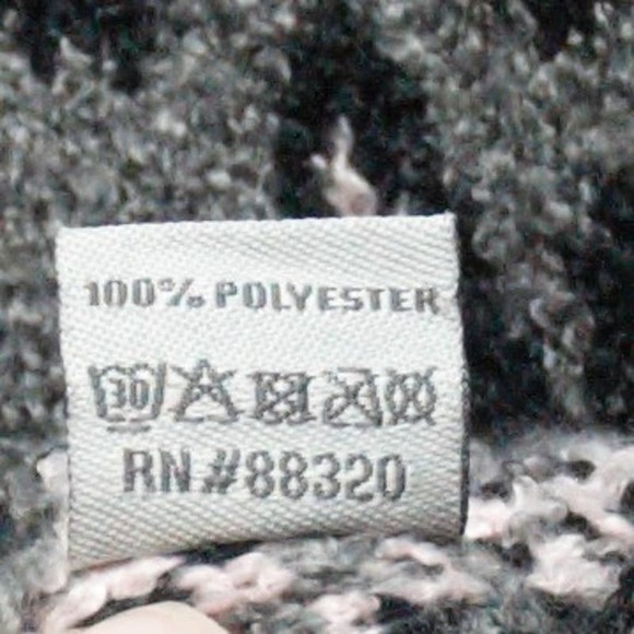 C.C Exclusives Soft Leopard Print Knit Scarf - Picture 5 of 5